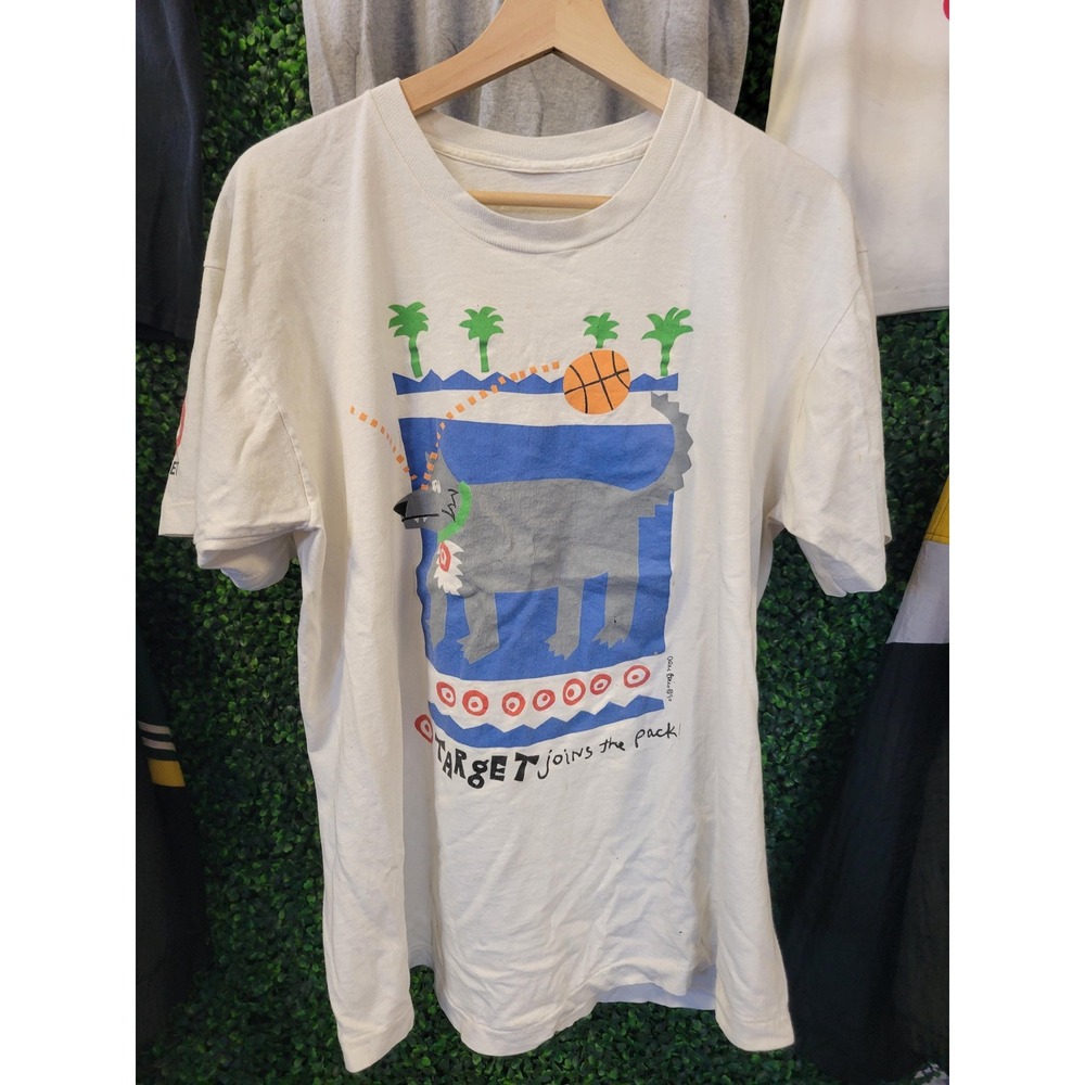 vtg 90s TARGET CENTER TIMBERWOLVES Tee L // Minneapolis nba basketball shirt